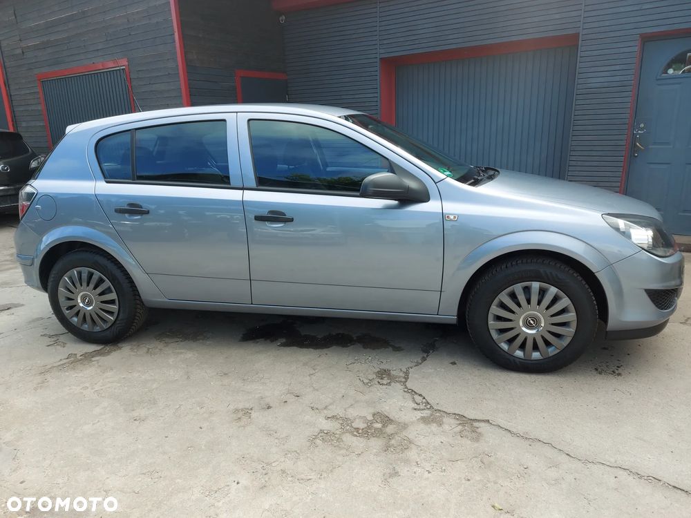 Opel Astra 1.4 Selection - 37
