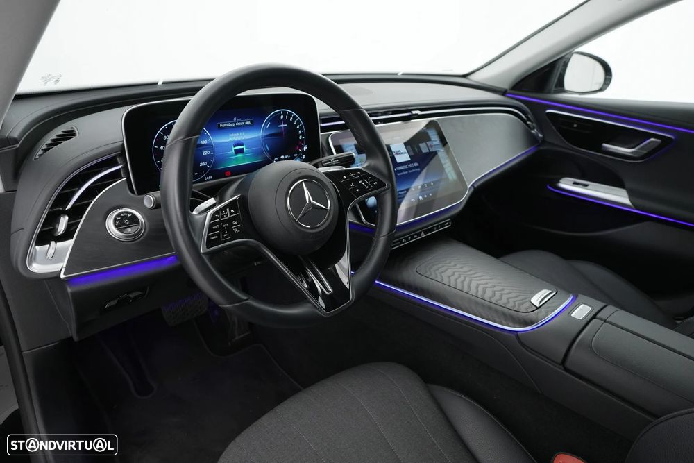 Mercedes-Benz E 300 e - 31