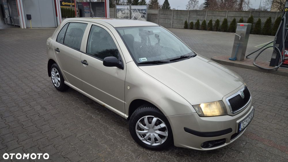 Skoda Fabia 1.4 16V Ambiente - 1