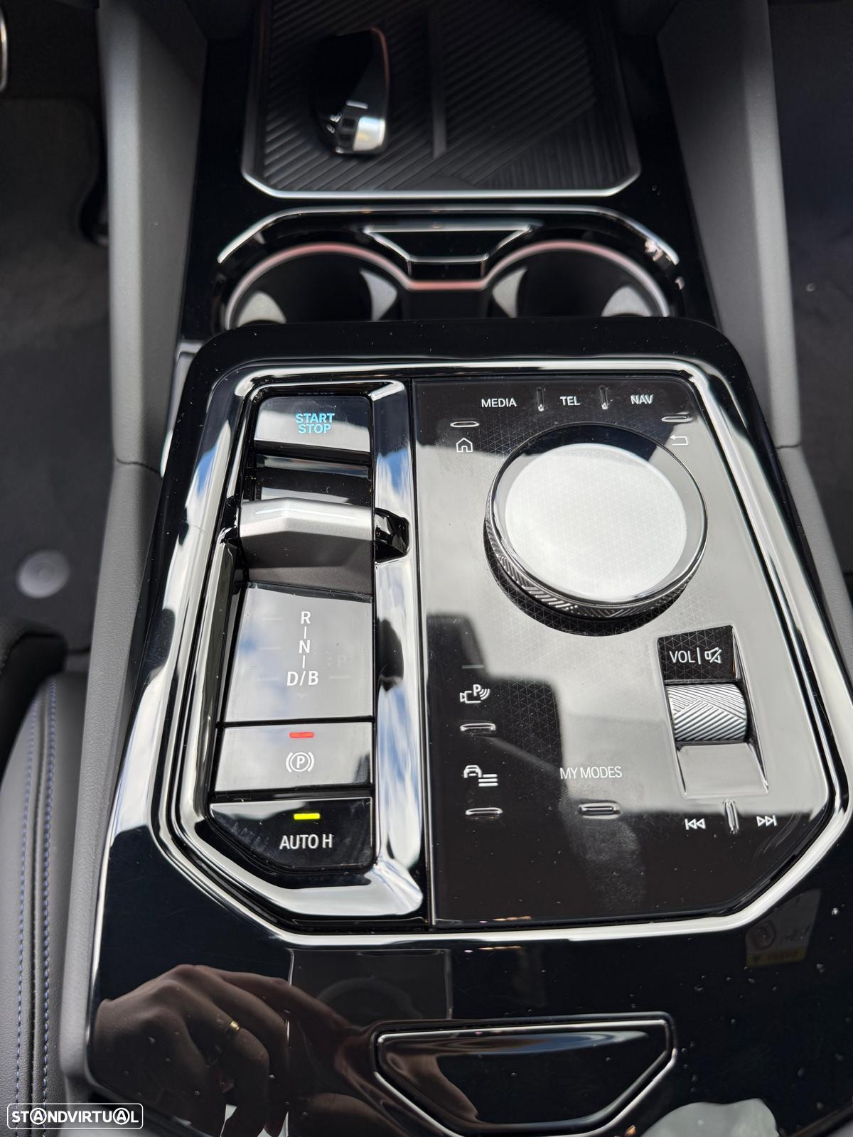 BMW i5 eDrive40 Pack Desportivo M Pro - 22