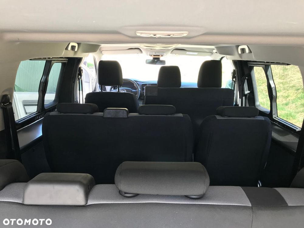 Opel Vivaro - 12