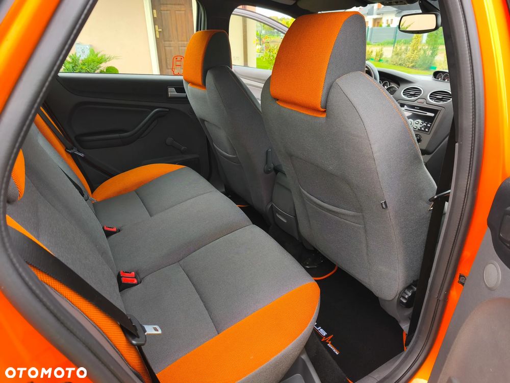 Ford Focus ST - 25