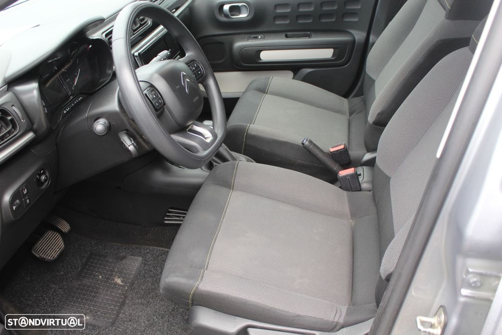 Citroën C3 1.2 PureTech Feel EAT6 - 2