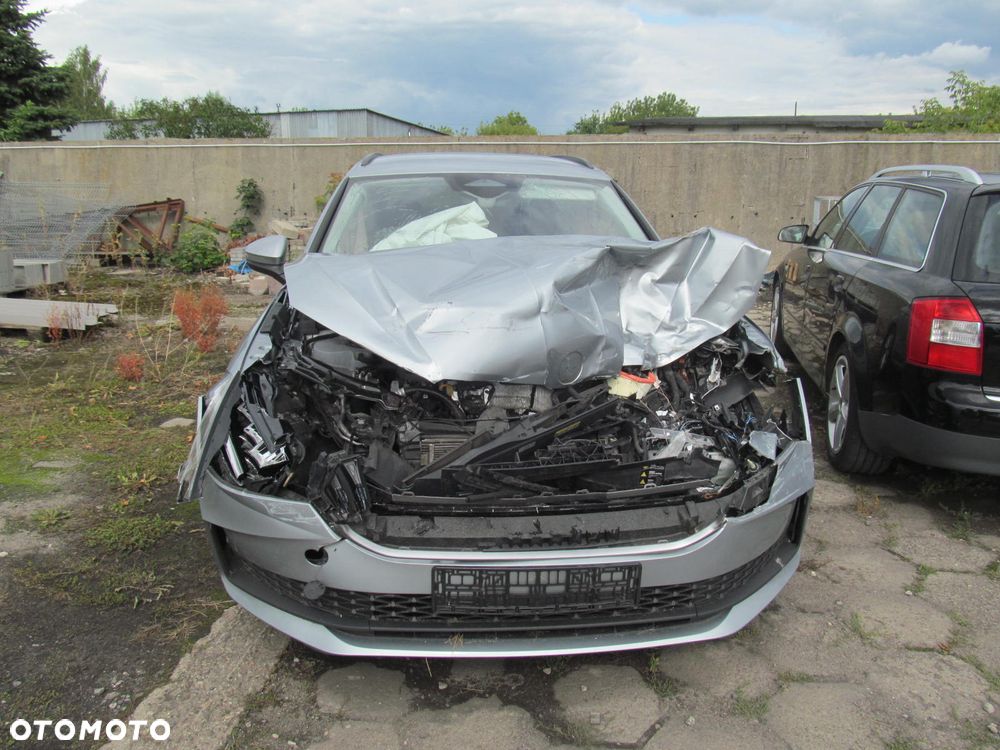 Skoda Superb 2.0 TDI SCR Essence DSG - 7