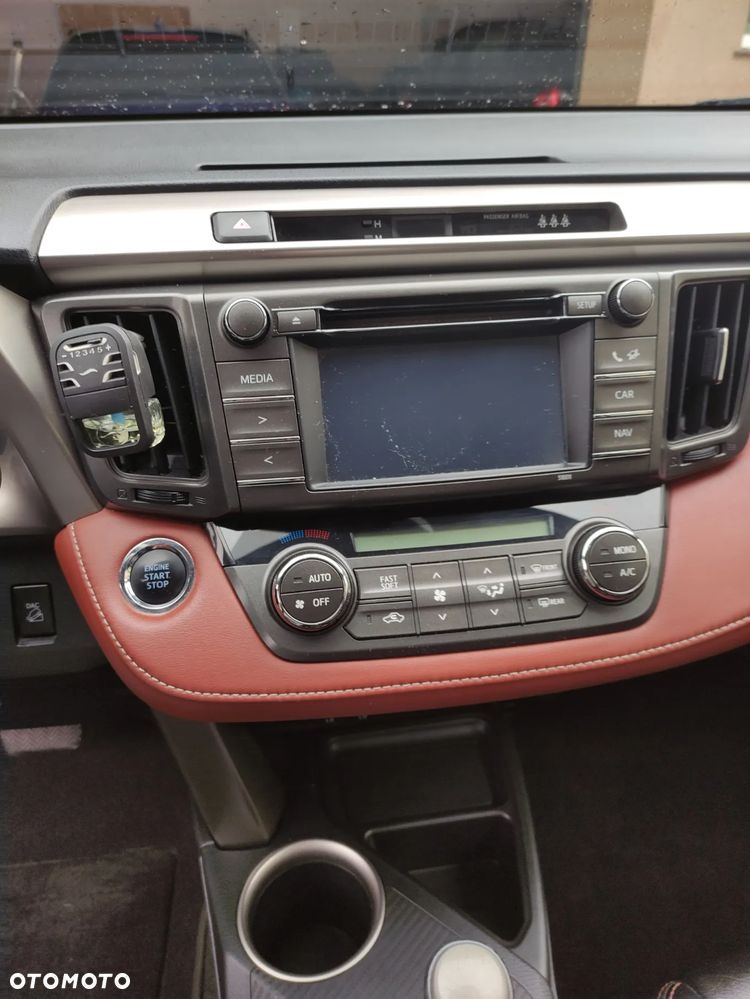 Toyota RAV4 2.0 Prestige MS EU6 - 18