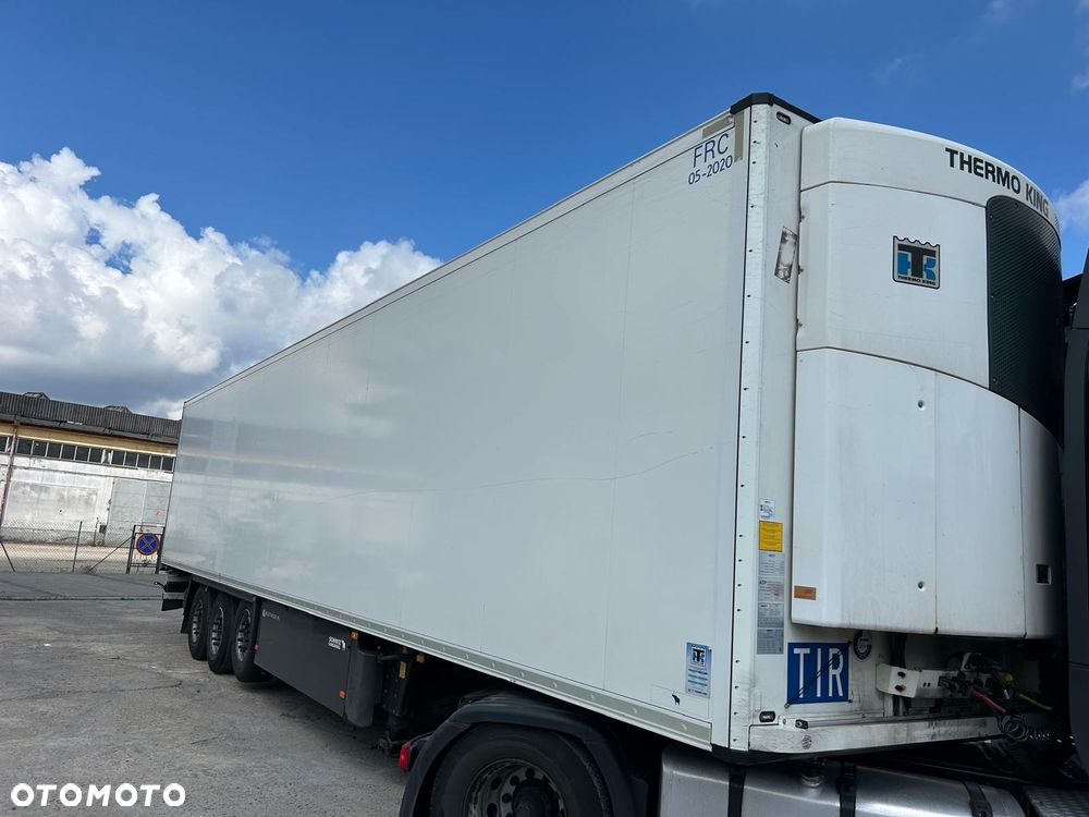 Schmitz Cargobull SKO 24/L - 6