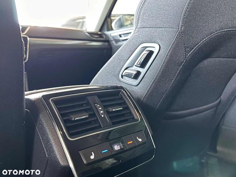 Skoda Superb 2.0 TDI SCR 4x4 Style DSG - 31