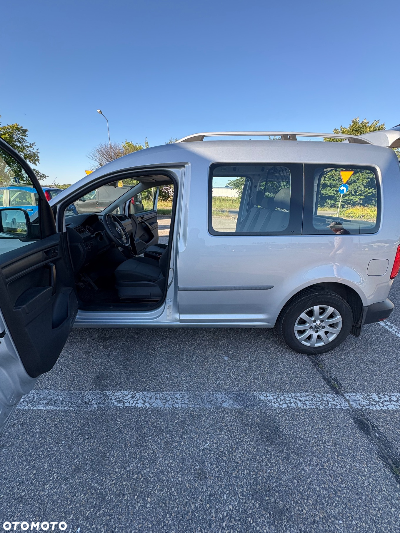 Volkswagen Caddy 2.0 TDI - 15