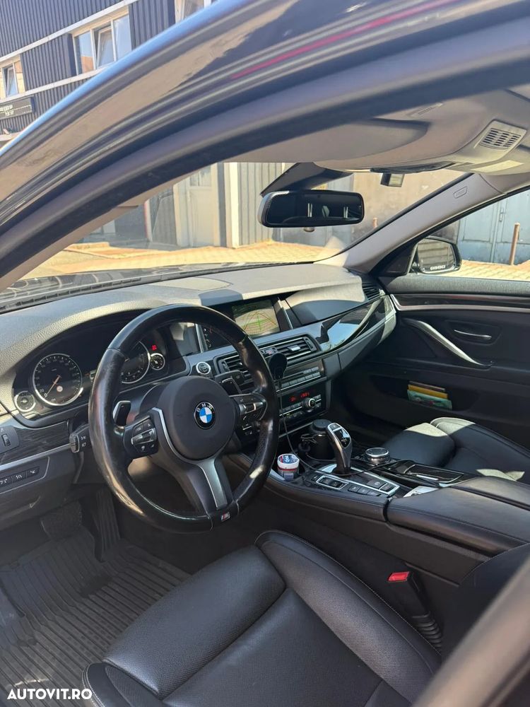 BMW Seria 5 530d xDrive AT - 1