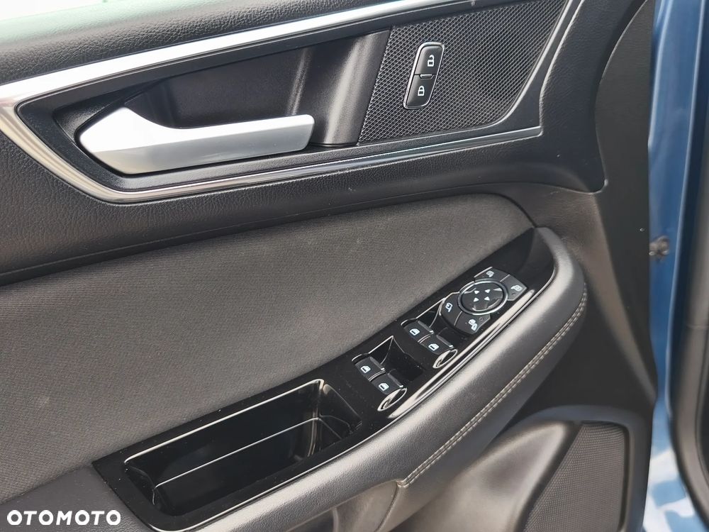 Ford Galaxy 2.0 EcoBlue Titanium - 23