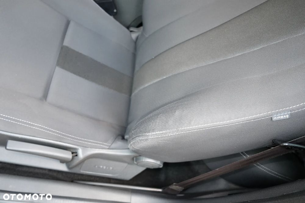 Renault Megane - 25