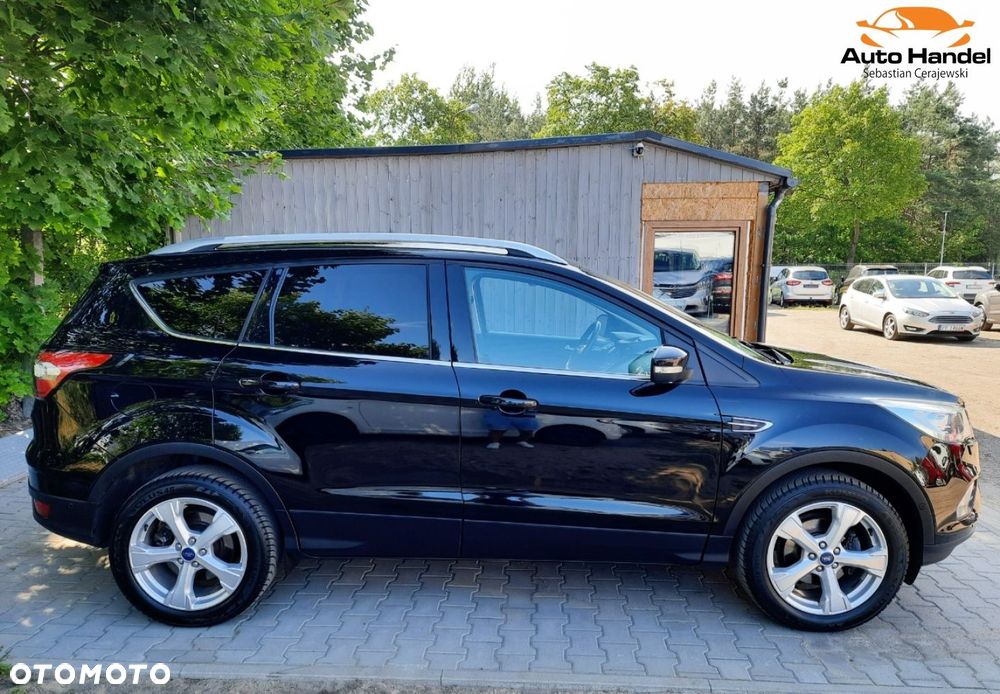 Ford Kuga 1.5 EcoBoost 2x4 Titanium - 10