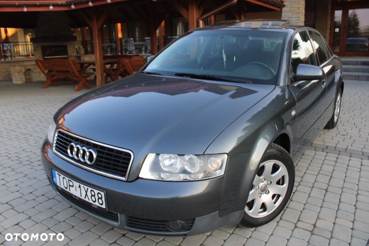 Audi A4 Limousine - 12