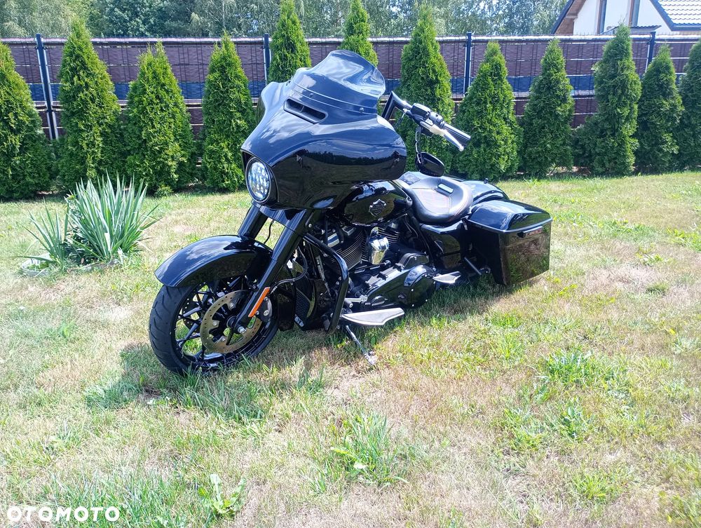 Harley-Davidson Touring Street Glide - 3