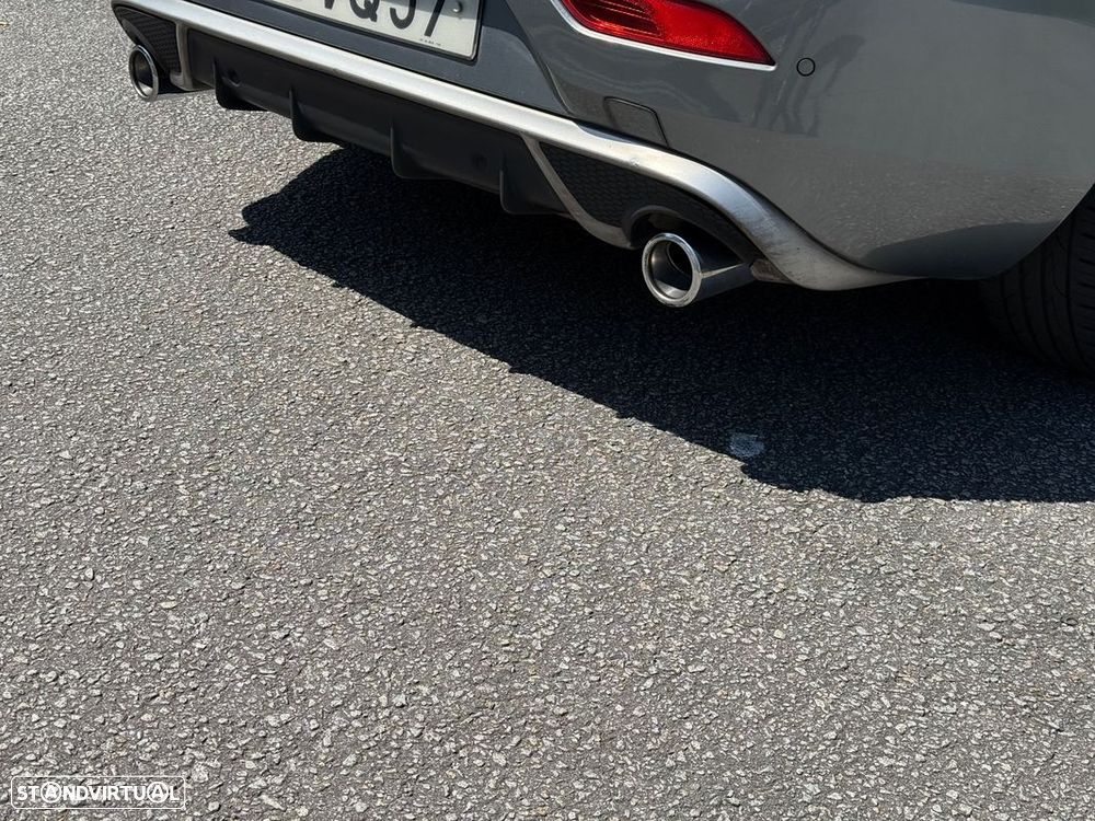 Volvo V40 D2 Momentum - 24