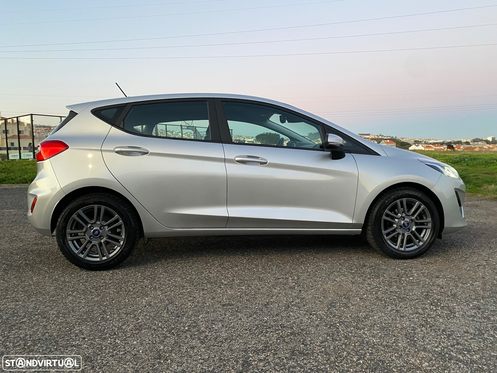 Ford Fiesta 1.5 TDCi Connected - 4