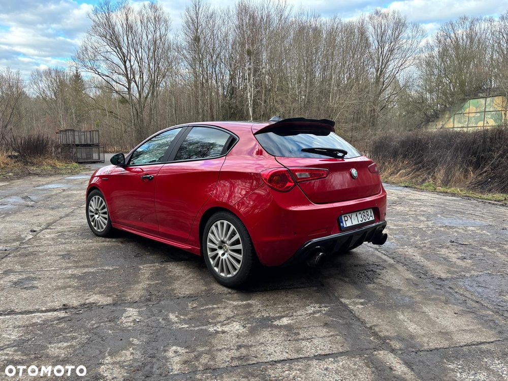 Alfa Romeo Giulietta - 5