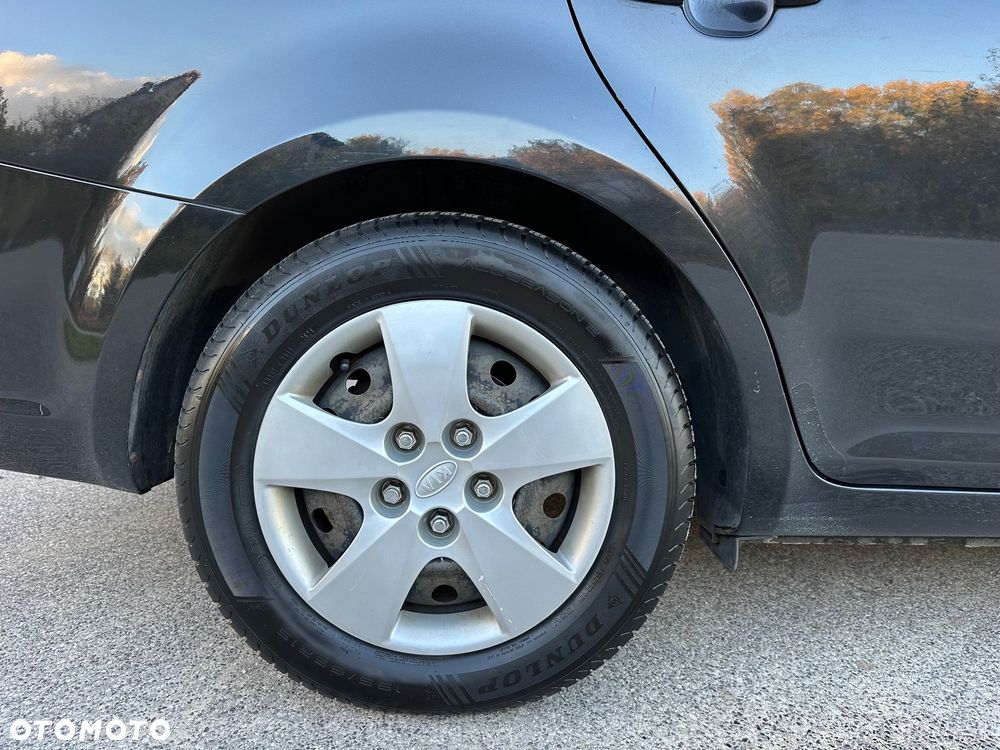 Kia Ceed 1.6 Comfort + - 17