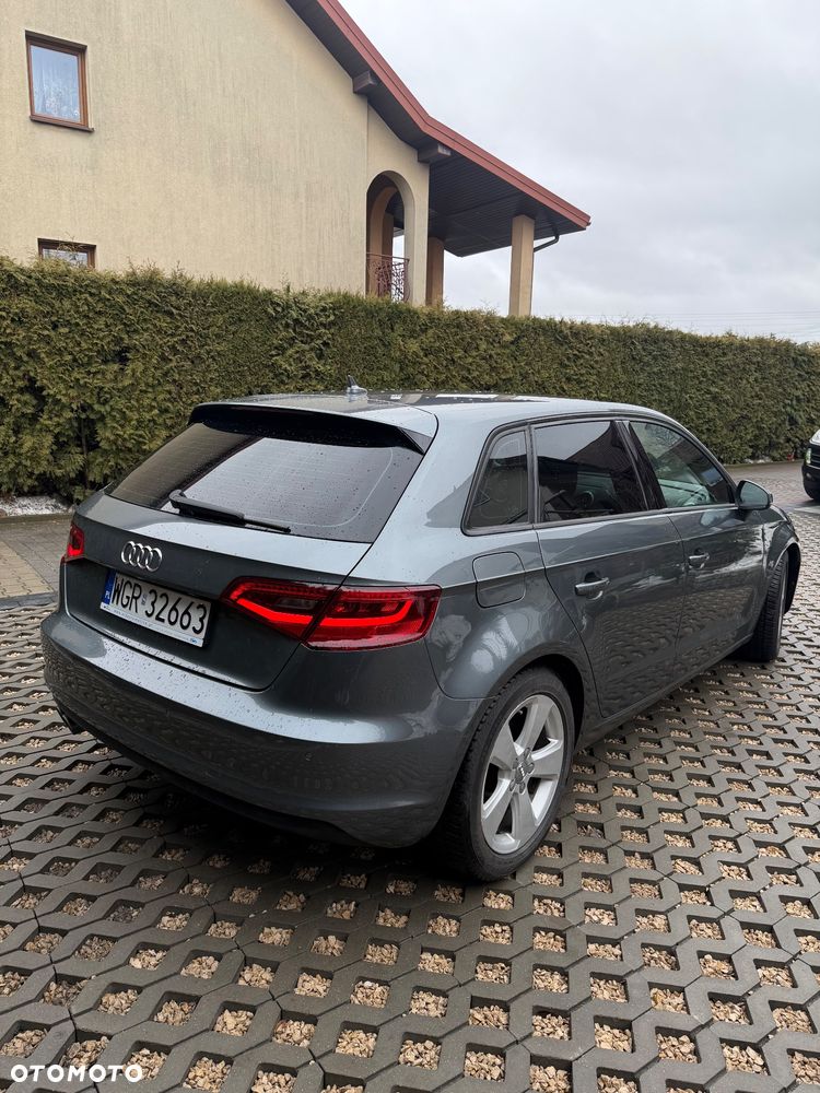 Audi A3 Sportback 2.0 TDI Attraction - 5
