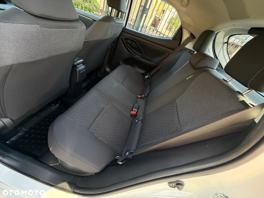 Toyota Yaris Hybrid 1.5 Comfort - 35