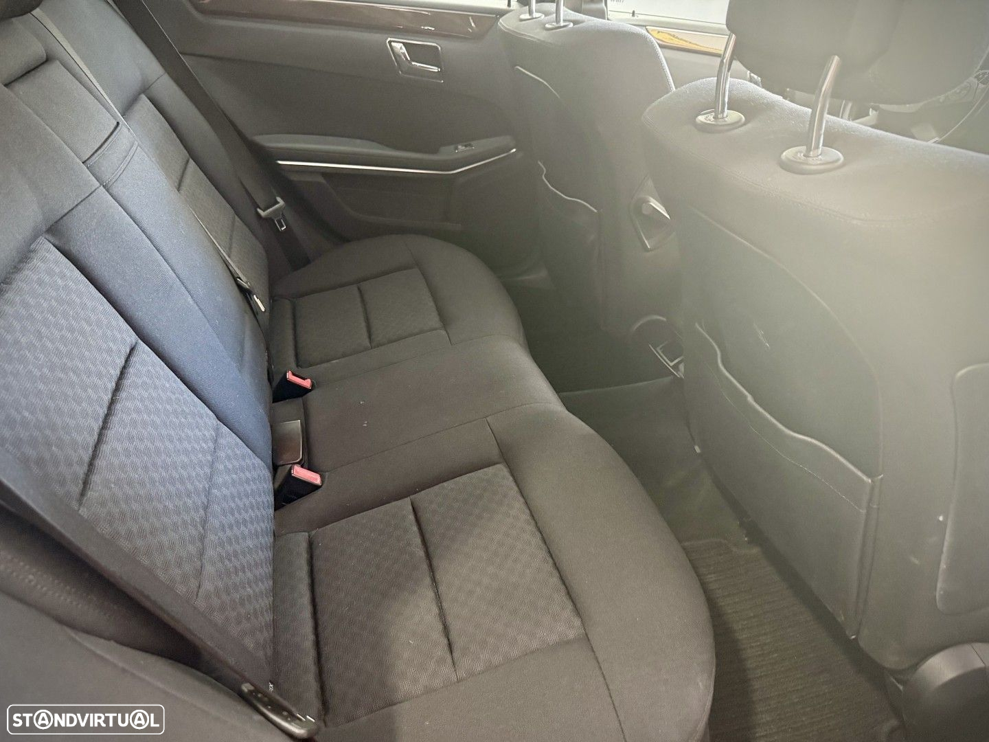 Mercedes-Benz E 250 CDi Executive BlueEfficiency - 17