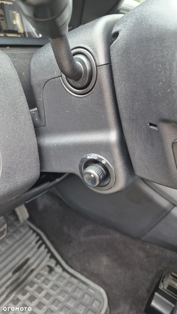Land Rover Discovery 5.0 V8 HSE - 28