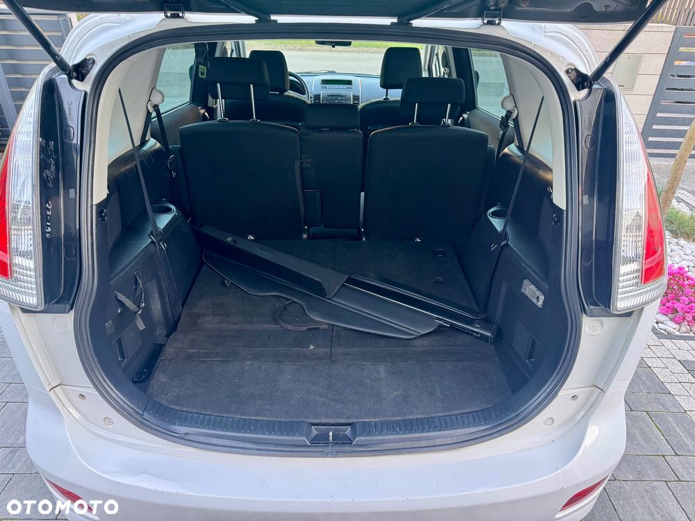 Mazda 5 - 22