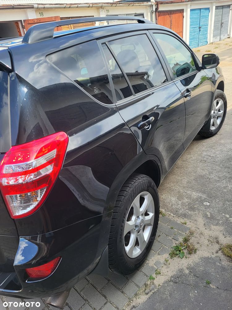 Toyota RAV4 2.0 VVT-i Premium - 4