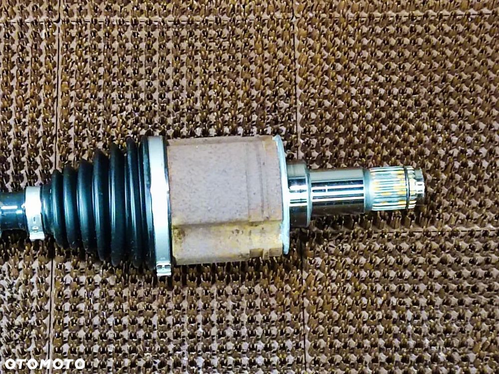 TOYOTA HIGHLANDER 3.5i 4x4 Aut 20-24r Półoś Lewa - 2