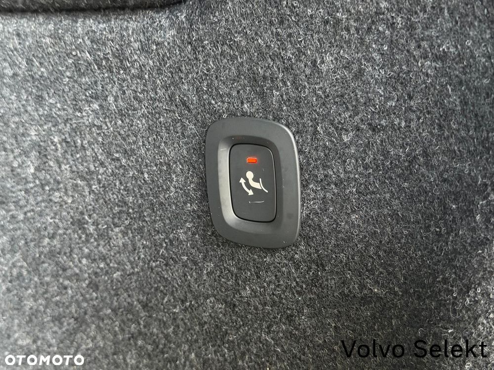 Volvo XC 40 - 40