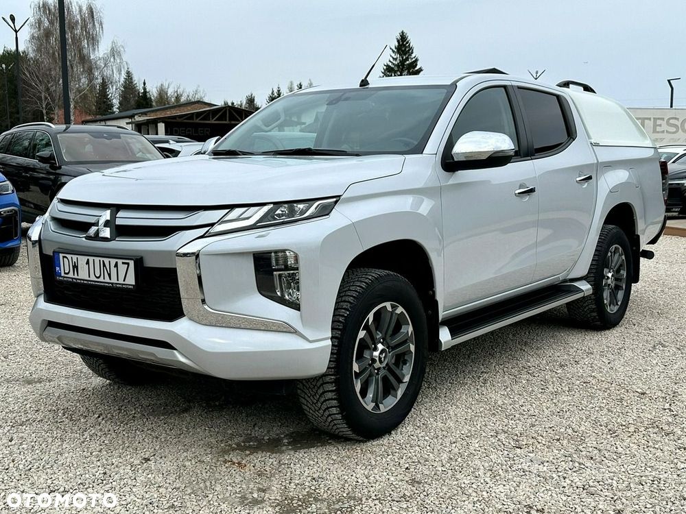 Mitsubishi L200 2.2 d DC Instyle Plus - 3