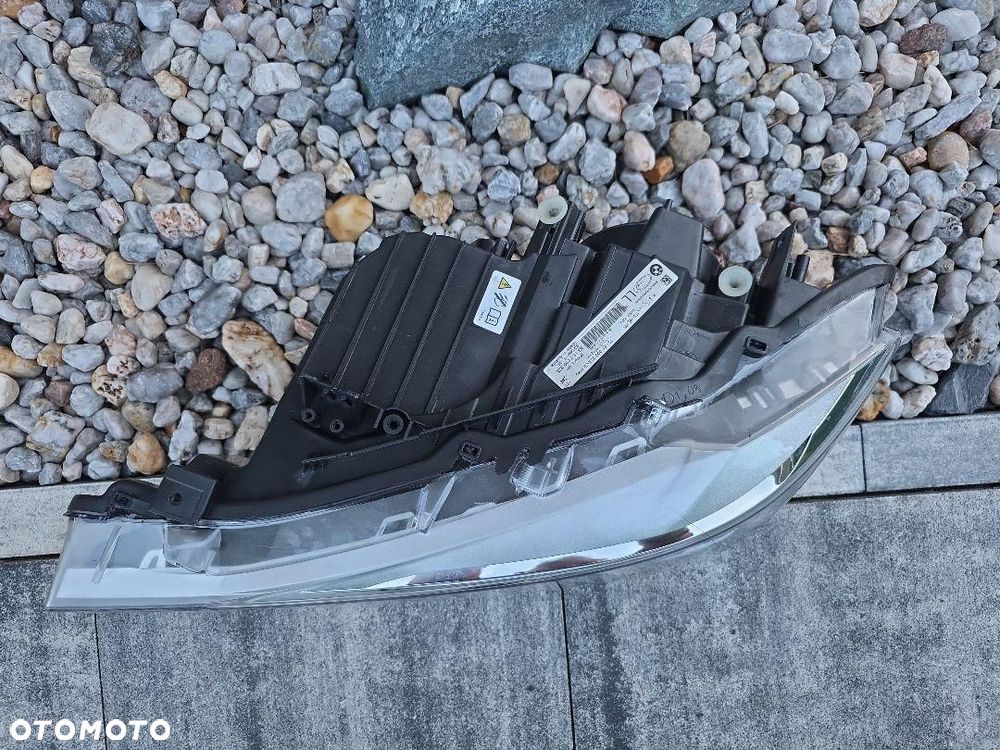 BMW 3 F30 F31 Lampa lewa przód Bi-Xenon Led 6311-7259525 - 6
