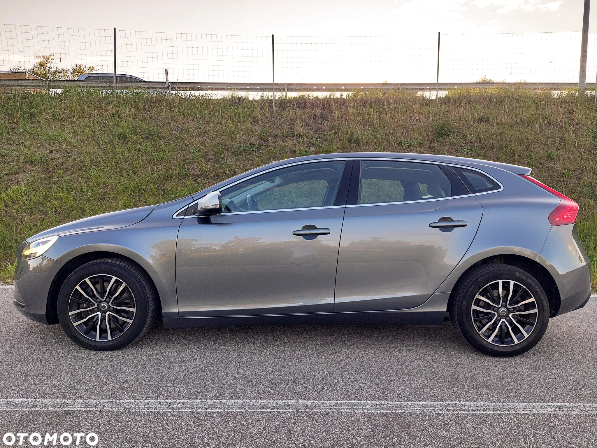 Volvo V40 D3 Drive-E Inscription - 7