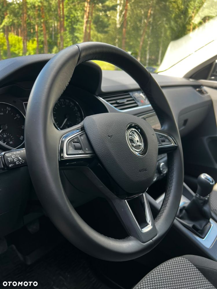 Skoda Octavia 1.4 TSI Ambition - 19