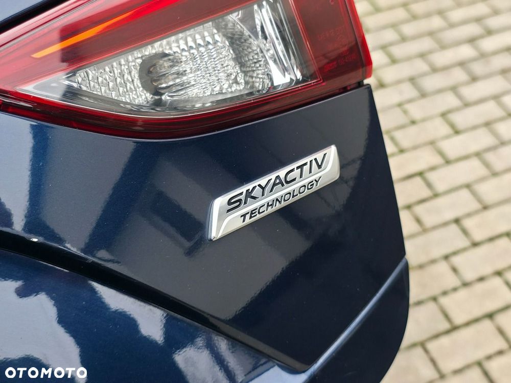 Mazda 3 - 6