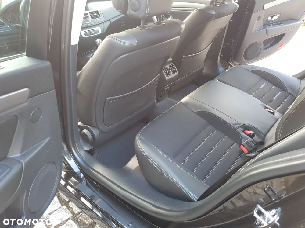 Renault Laguna 2.0 dCi Black Edition - 14
