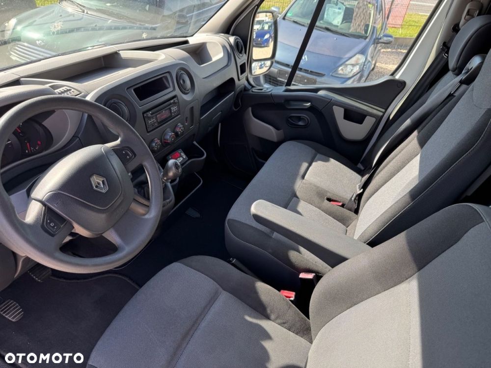 Renault Master - 18