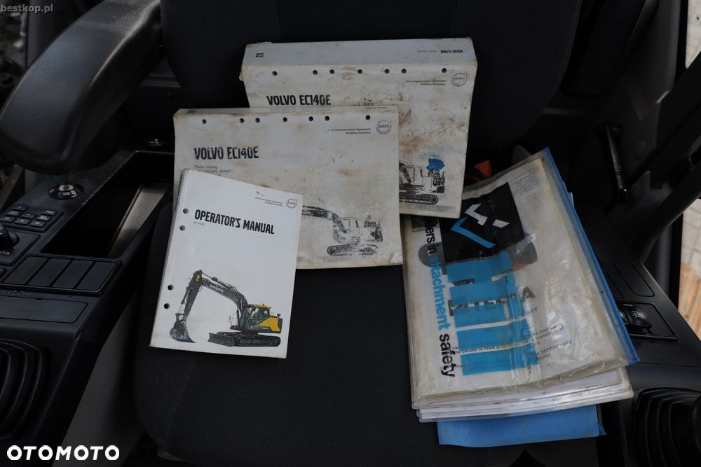 Volvo EC140EL - 23