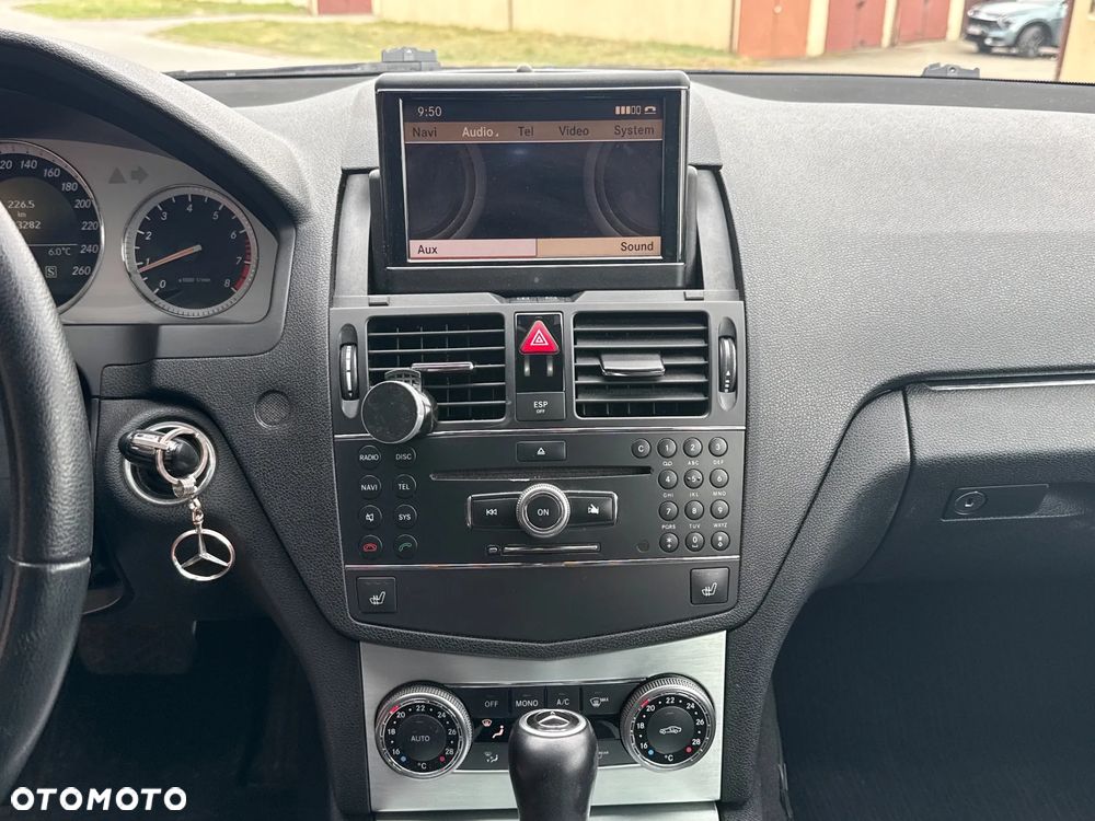 Mercedes-Benz Klasa C 200 Kompressor Automatik Avantgarde - 38