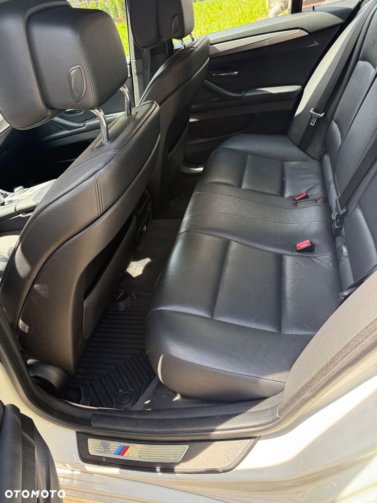 BMW Seria 5 535i xDrive Sport-Aut Luxury Line - 6