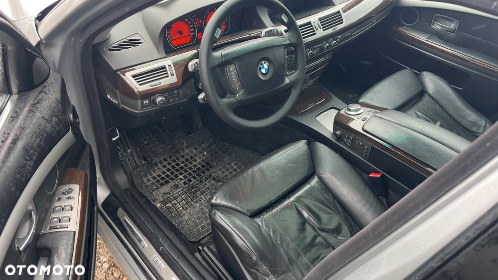 BMW Seria 7 - 16