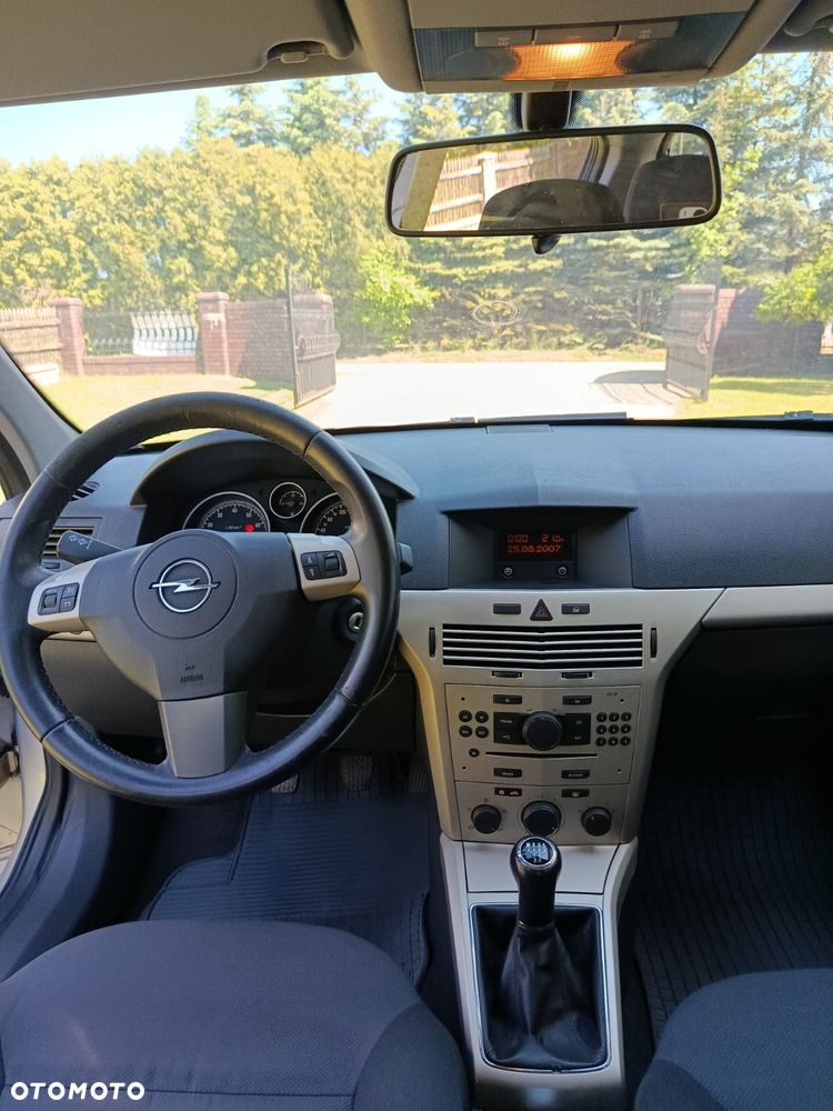 Opel Astra - 11