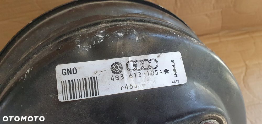 Serwo wspomaganie hamulca Passat B5 4B3612105A - 4