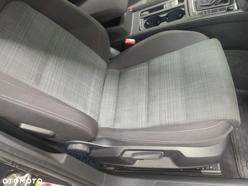 Volkswagen Passat Variant 2.0 TDI EVO Business DSG - 19