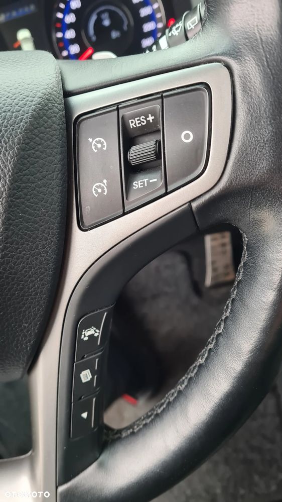 Hyundai i40 Kombi 1.7 CRDi DCT Premium - 32