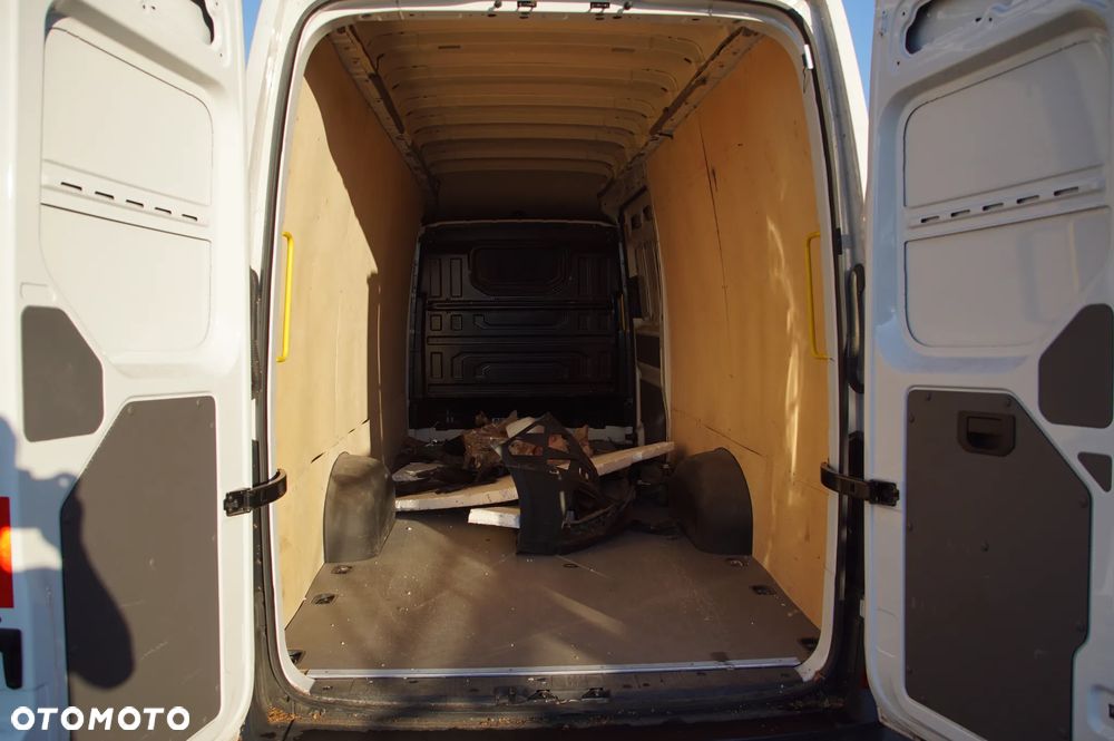 Auto na części - MAN TGE 3.180 / Volkswagen Crafter II 2.0 BiTDI 177 KM DMZ VGY LB9A 2022R Silnik Skrzynia Drzwi Błotnik Szyba Lampa Deska Kokpit Sterownik Moduł Czujnik Licznik Wyświetlacz Kierownica Fotel - 17