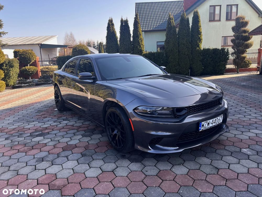 Dodge Charger - 4