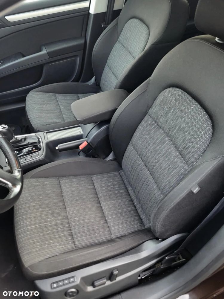 Skoda Superb 2.0 TDI Comfort DSG - 9