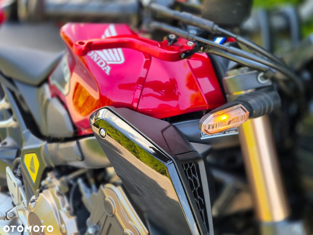 Honda CB - 17