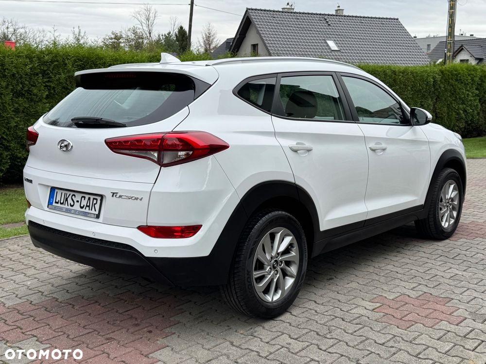 Hyundai Tucson 1.6 GDI BlueDrive Style 2WD - 34